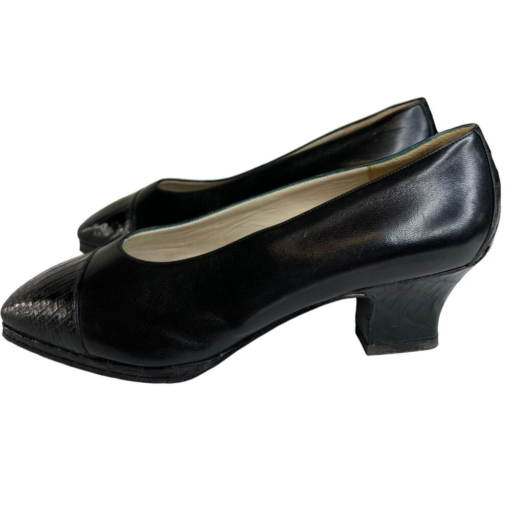 CHANEL Pump Size US 5.5 EU 36 Black Leather Block Mid Heel Closed Toe Made Italy - Picture 6 of 16